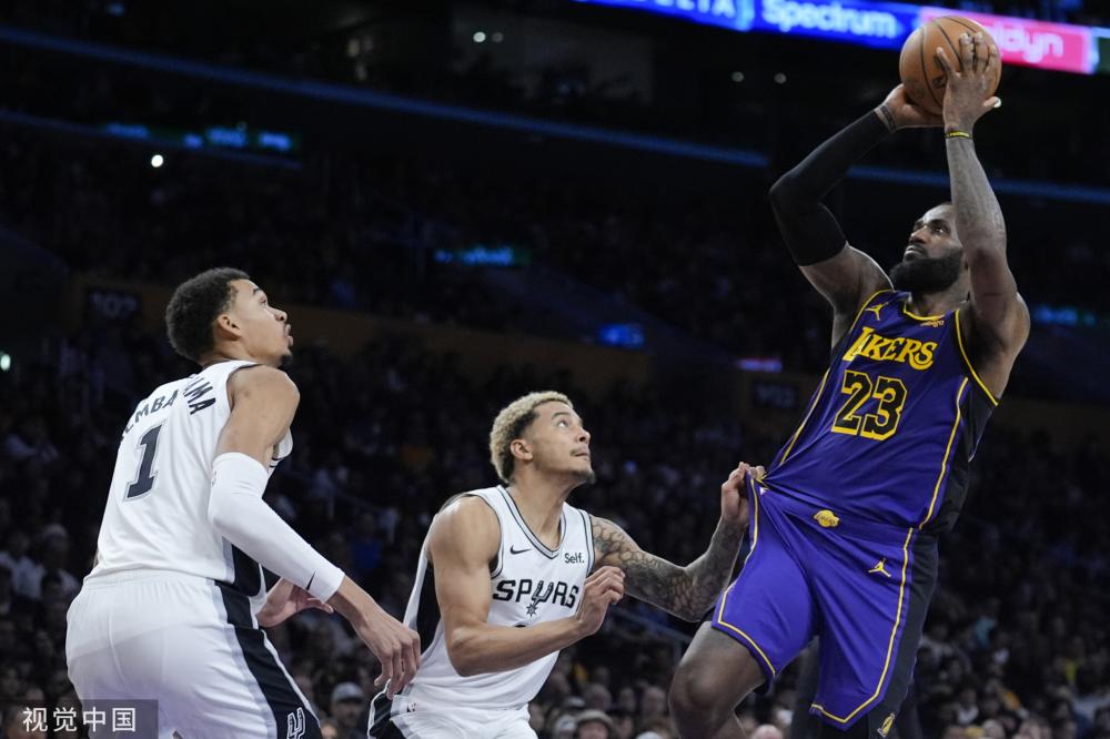 抢下进攻篮 抢下进攻篮