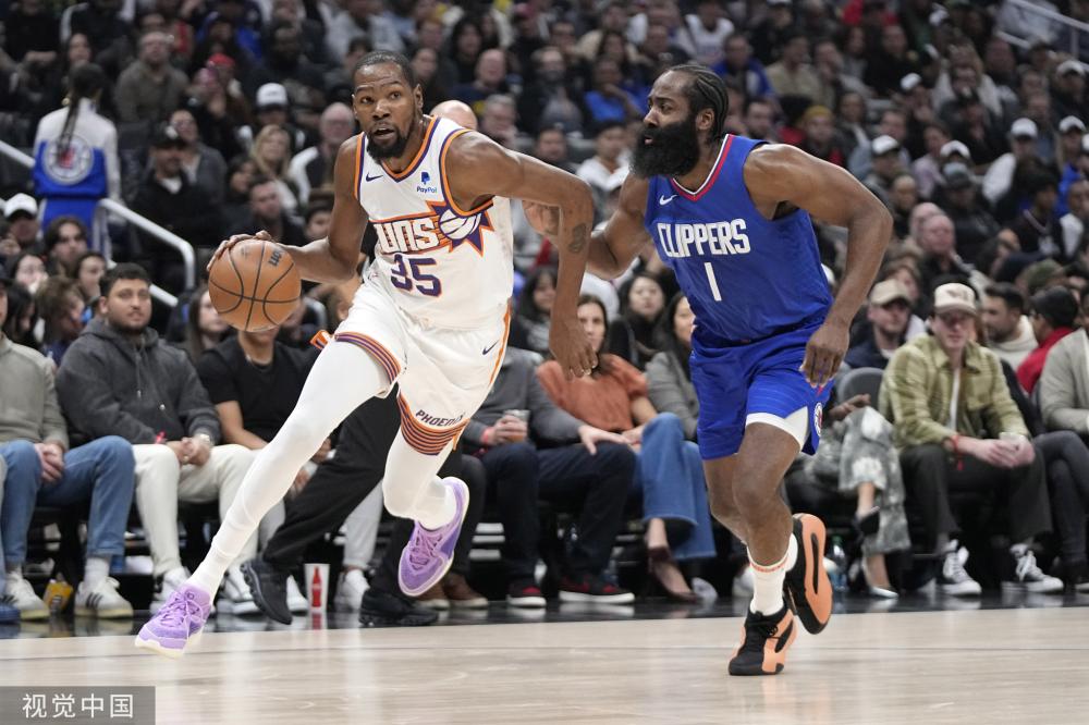 国梁同台竞 国梁同台竞