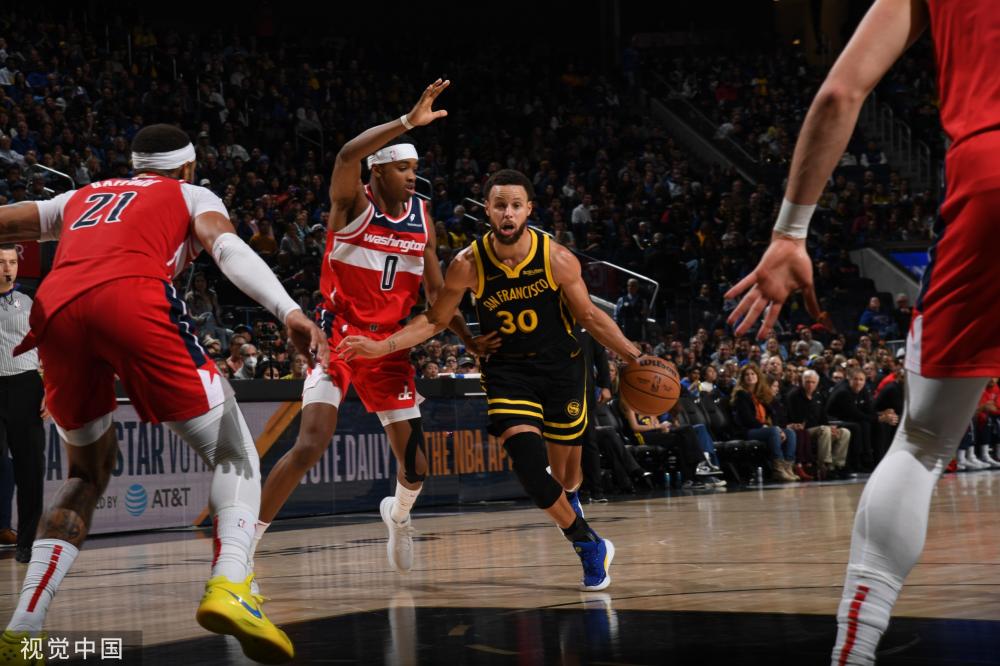 职员和年轻 职员和年轻